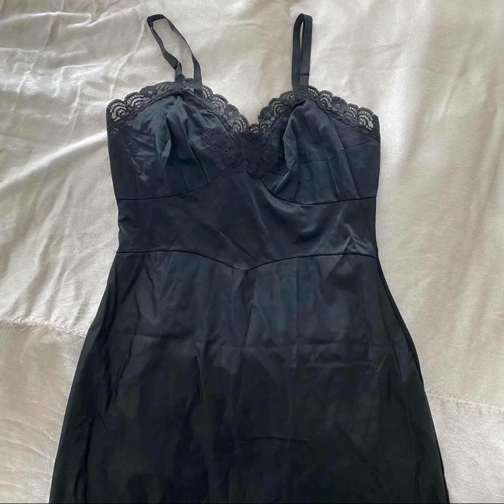 Mint Condition Vintage Shadowline Black Slip Size Small or Medium depending